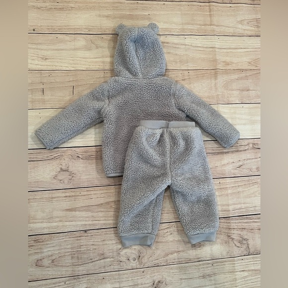 GARANIMALS Cozy Gray Baby Fleece Set with Bear Ears/size 18M - Picture 7 of 9